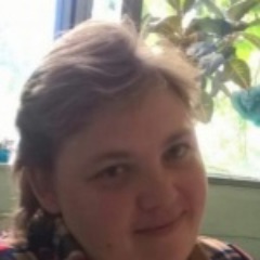 Комолова Людмила